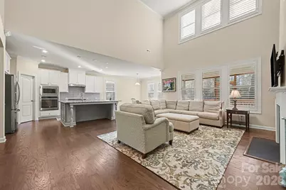 127 Smithfield Drive, Charlotte, NC 28270 - Photo 2