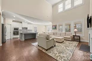 127 Smithfield Dr, Charlotte, NC 28270 - Photo 2