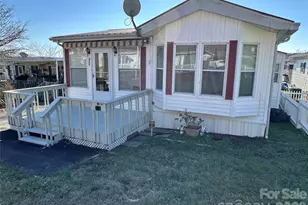 182 Marina Dr, New London, NC 28127 - Photo 2