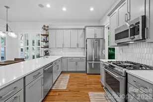 220 Mills Ln, Fort Mill, SC 29708 - Photo 10