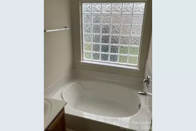 10020 Kings Parade Boulevard, Charlotte, NC 28273 - Photo 20