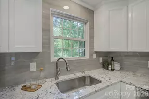 5009 Milford Rd, Charlotte, NC 28210 - Photo 14
