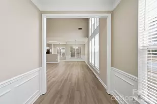 8835 Kestral Ridge Dr, Charlotte, NC 28269 - Photo 4