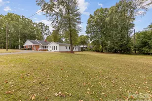 100 Forest Hills Dr, Monroe, NC 28112 - Photo 4