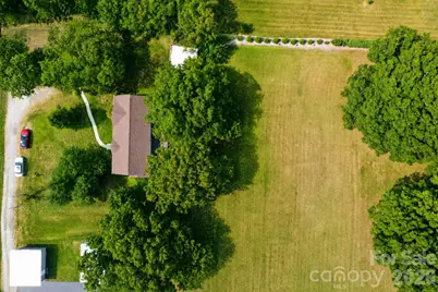 3951 Springs Road, Conover, NC 28613 - Photo 2