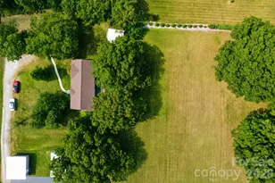 3951 Springs Rd, Conover, NC 28613 - Photo 2