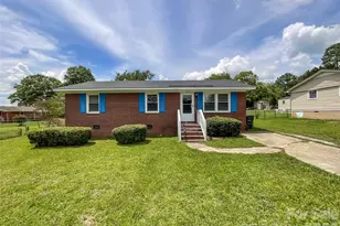 102 M.L.K. Memorial Dr, Chester, SC 29706 - Photo 1