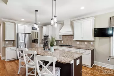 135 Lakeshore Hills Drive, Mooresville, NC 28117 - Photo 10