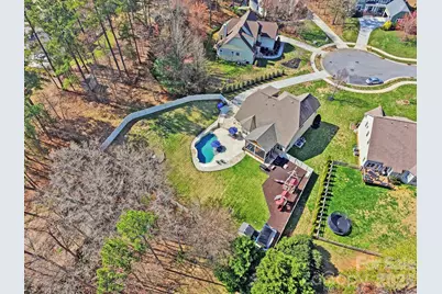 135 Lakeshore Hills Drive, Mooresville, NC 28117 - Photo 6