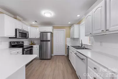 7722 Farmbrook Drive, Waxhaw, NC 28173 - Photo 12