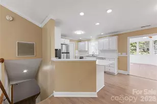 7722 Farmbrook Dr, Waxhaw, NC 28173 - Photo 10