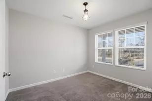 1000 Newfound Hollow Dr, Charlotte, NC 28214 - Photo 20