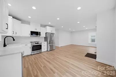 1022 E Main Street, Maiden, NC 28650 - Photo 12