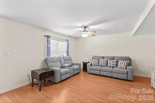 219 19th Ave SE, Hickory, NC 28602 - Photo 6