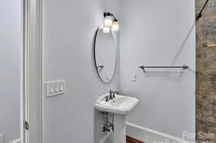 1805 Mt Isle Harbor Dr, Charlotte, NC 28214 - Photo 30