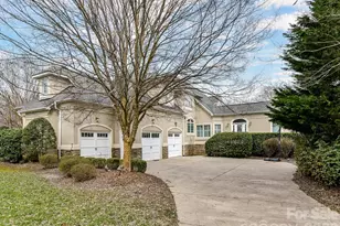 1805 Mt Isle Harbor Dr, Charlotte, NC 28214 - Photo 2