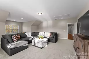 1053 Harlows Crossing Dr, Matthews, NC 28104 - Photo 32