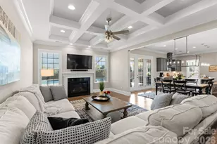 1053 Harlows Crossing Dr, Matthews, NC 28104 - Photo 6