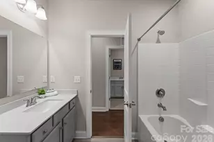 1053 Harlows Crossing Dr, Matthews, NC 28104 - Photo 38