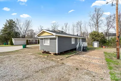 5012 Victoria Avenue, Charlotte, NC 28269 - Photo 6