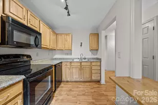 704 Carlyle Way, Asheville, NC 28803 - Photo 16