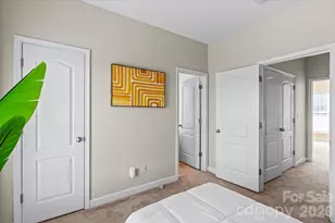 8558 Beaver Creek Dr, Charlotte, NC 28269 - Photo 20