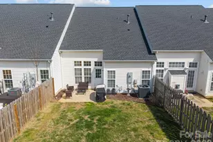 4054 Holly Villa Cir, Indian Trail, NC 28079 - Photo 4