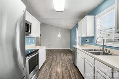 445 W Stokes Street, China Grove, NC 28023 - Photo 10