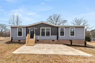 1105 Marion Street, Lancaster, SC 29720 - Photo 2