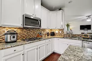 12302 Volusia Ct, Charlotte, NC 28262 - Photo 18