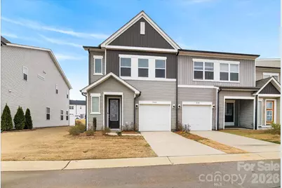 7135 Millie Fae Alley, Charlotte, NC 28269 - Photo 4