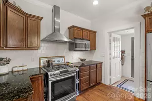 607 S York St, Gastonia, NC 28052 - Photo 26