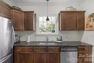 607 S York St, Gastonia, NC 28052 - Photo 28