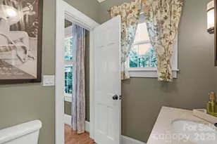 607 S York St, Gastonia, NC 28052 - Photo 18