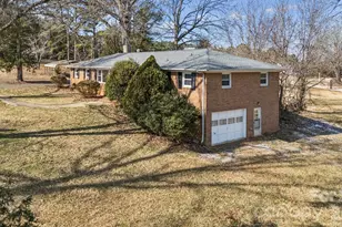 9525 Brief Rd, Charlotte, NC 28227 - Photo 10