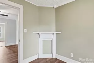 61 27th St NW, Hickory, NC 28601 - Photo 14