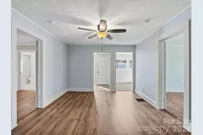 61 27th Street NW, Hickory, NC 28601 - Photo 12