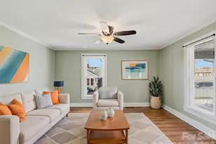 61 27th St NW, Hickory, NC 28601 - Photo 2