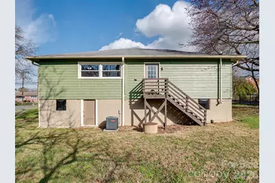 61 27th Street NW, Hickory, NC 28601 - Photo 30
