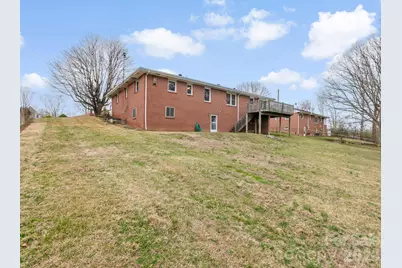 608 S Buena Vista Drive, Hendersonville, NC 28792 - Photo 28