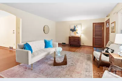 608 S Buena Vista Drive, Hendersonville, NC 28792 - Photo 6