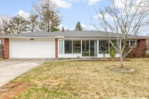 608 S Buena Vista Dr, Hendersonville, NC 28792 - Photo 1