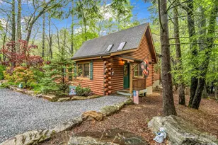 1040 Soquili Dr, Brevard, NC 28712 - Photo 2