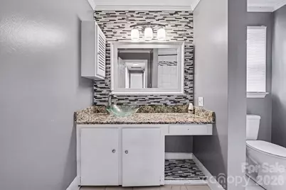 8101 Kerrybrook Circle, Charlotte, NC 28214 - Photo 16