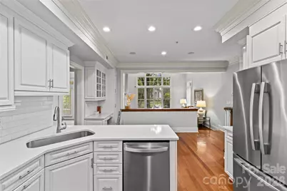 529 Queens Road, Charlotte, NC 28207 - Photo 14