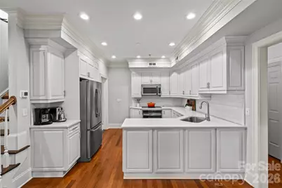 529 Queens Road, Charlotte, NC 28207 - Photo 12