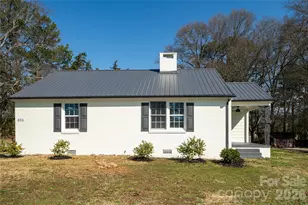 601 N French St, Lancaster, SC 29720 - Photo 2