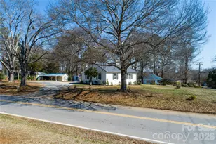 601 N French St, Lancaster, SC 29720 - Photo 1