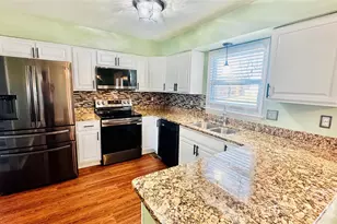 10737 Osprey Dr, Charlotte, NC 28226 - Photo 6