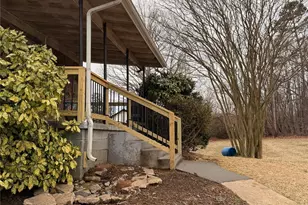 2506 Connelly Springs Rd, Granite Falls, NC 28630 - Photo 4